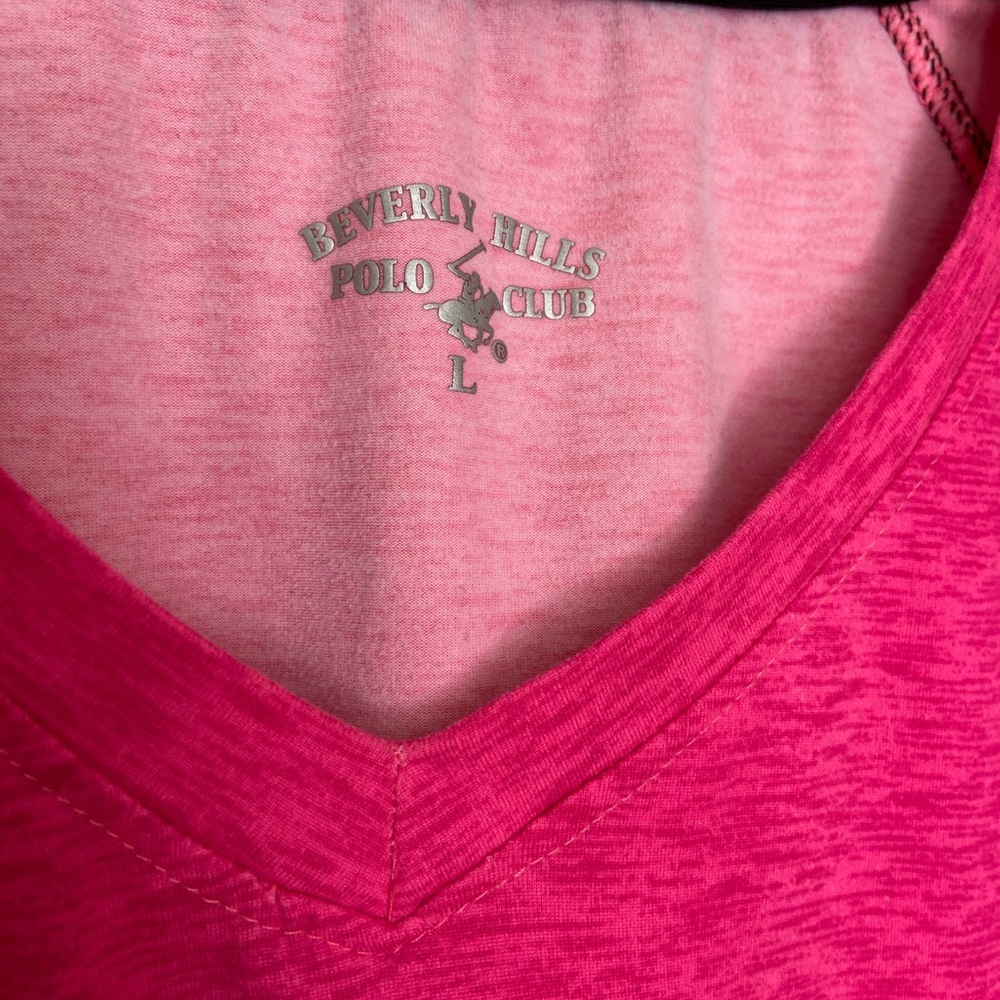 Workout top - Picture 3 of 4